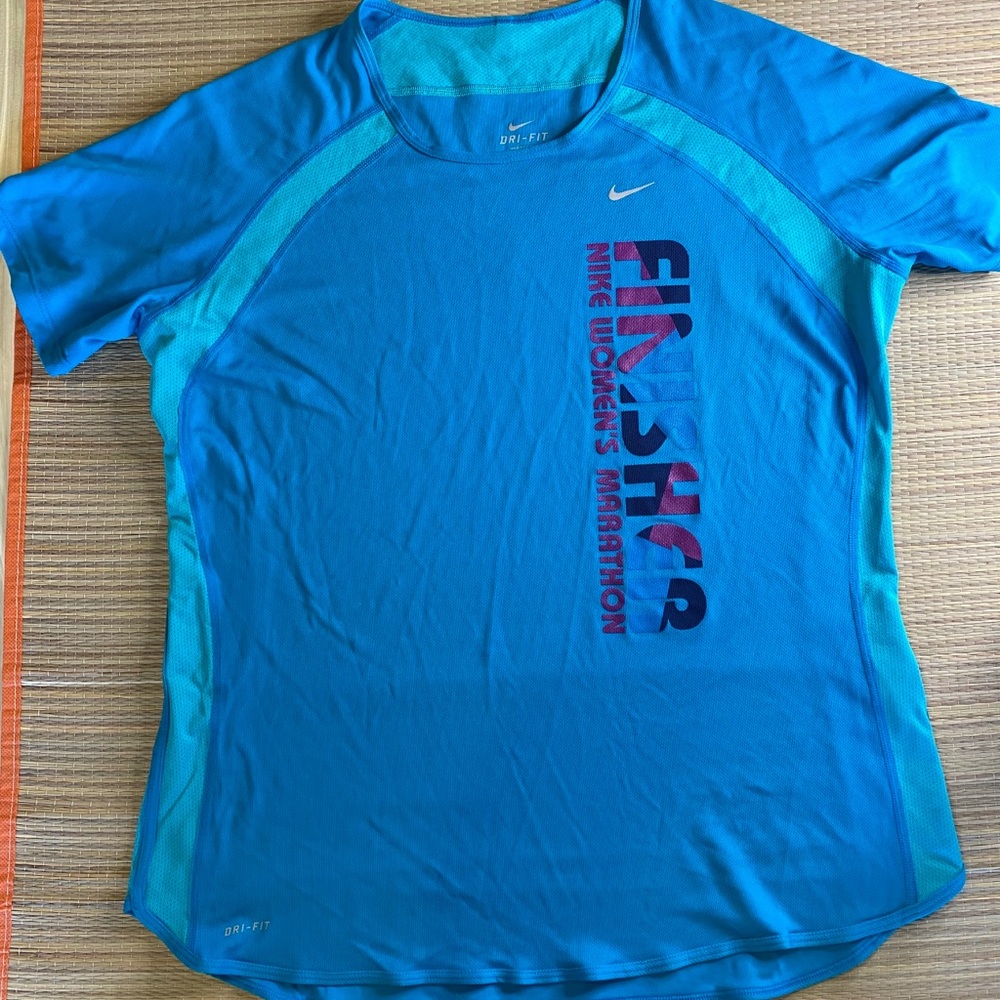 NWM dri-fit Sz Xl New